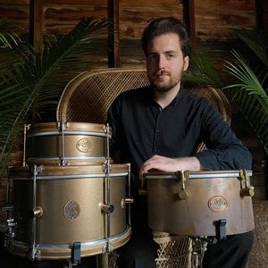 Meet your Posher, Adam